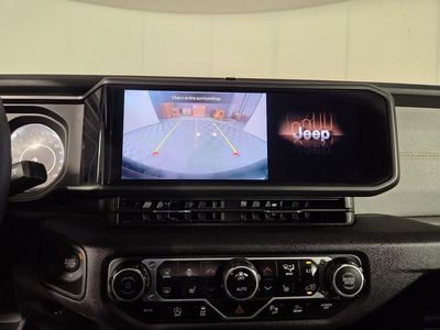 2025 Jeep Wrangler - Photo 20
