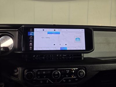 2025 Jeep Wrangler - Photo 19