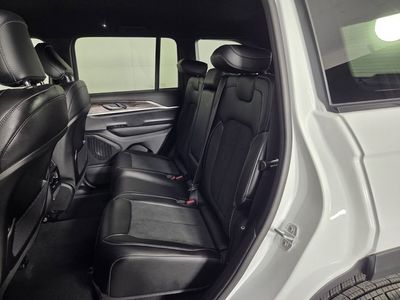 2026 Jeep Grand Cherokee — photo 24 view