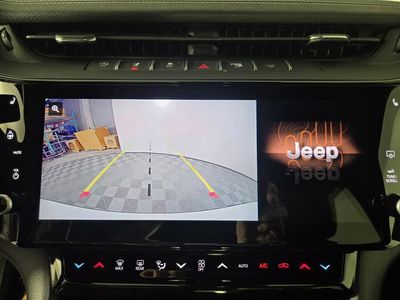 2026 Jeep Grand Cherokee — photo 13 view