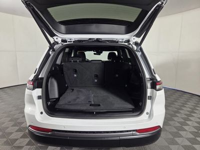 2026 Jeep Grand Cherokee — photo 27 view