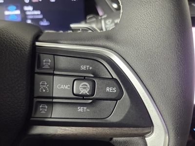 2026 Jeep Grand Cherokee — photo 17 view