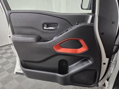 2023 Nissan Frontier - Photo 21