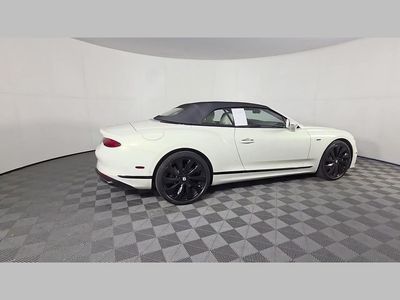 2025 Bentley Continental GT - Photo 38