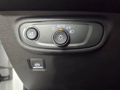 2022 GMC Terrain - Photo 19