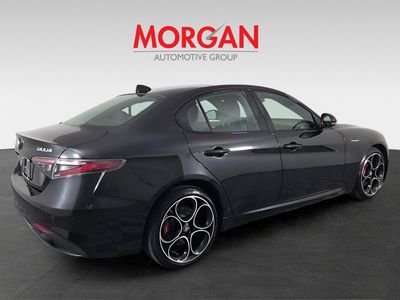 2024 Alfa Romeo Giulia - Photo 8
