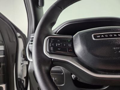 2025 Jeep Wagoneer - Photo 16