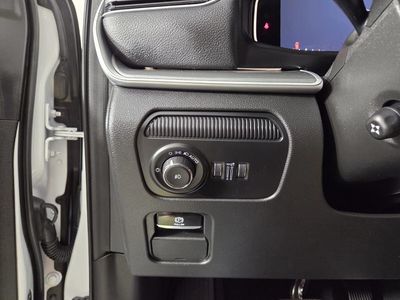 2025 Jeep Wagoneer - Photo 22