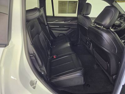2025 Jeep Grand Cherokee - Photo 30
