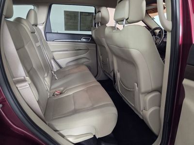 2017 Jeep Grand Cherokee - Photo 25
