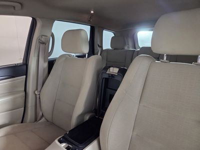 2017 Jeep Grand Cherokee - Photo 16