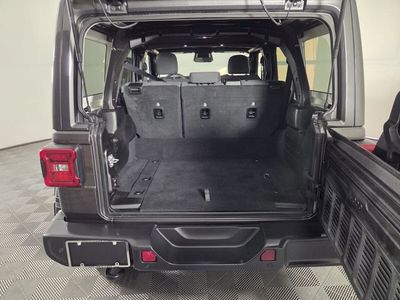 2025 Jeep Wrangler - Photo 30