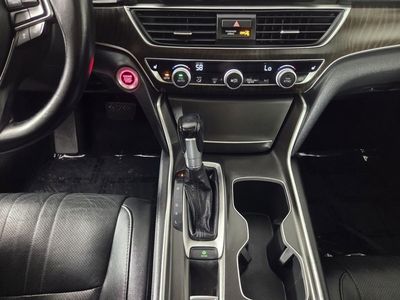 2019 Honda Accord - Photo 15