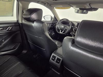 2019 Honda Accord - Photo 31