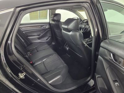 2019 Honda Accord - Photo 30