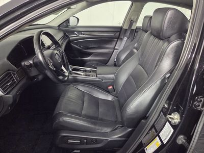 2019 Honda Accord - Photo 11