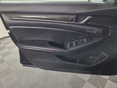 2019 Honda Accord - Photo 22