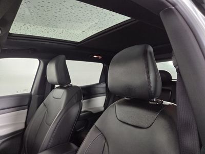 2025 Jeep Compass - Photo 25