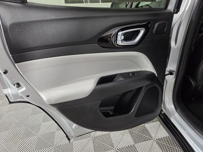 2025 Jeep Compass - Photo 28