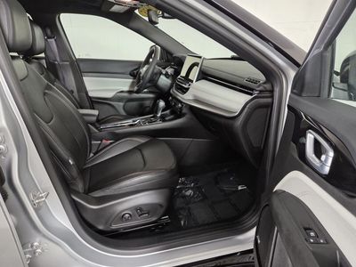 2025 Jeep Compass - Photo 36