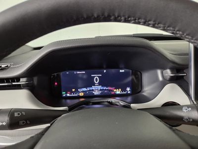 2025 Jeep Compass - Photo 16