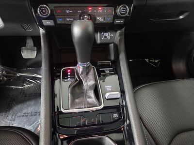 2025 Jeep Compass - Photo 21