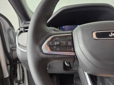 2025 Jeep Compass - Photo 17