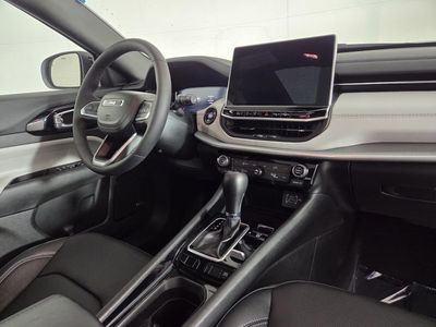 2025 Jeep Compass - Photo 37