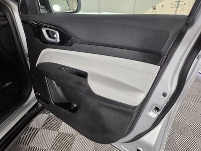 2025 Jeep Compass - Photo 39