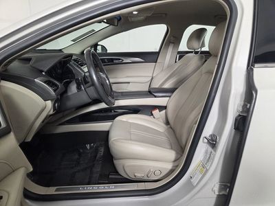 2019 Lincoln MKZ - Photo 11