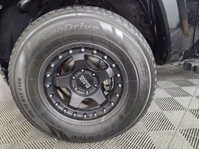 2020 Toyota Tacoma - Photo 10