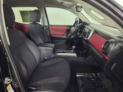 2020 Toyota Tacoma - Photo 32