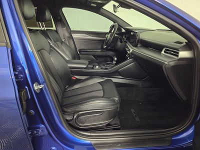 2023 Kia K5 - Photo 32