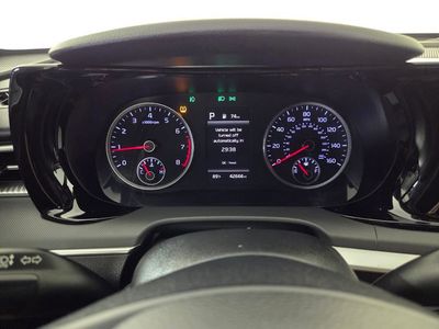 2023 Kia K5 - Photo 17