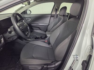 2025 Kia K4 - Photo 9
