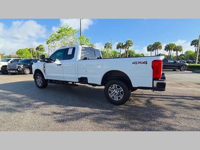2025 Ford F-350SD - Photo 45