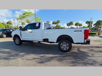 2025 Ford F-350SD - Photo 46
