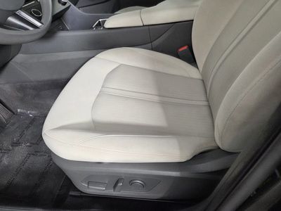 2025 Hyundai Sonata - Photo 13