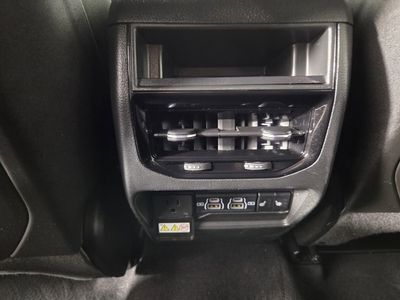 2025 Jeep Grand Cherokee - Photo 28