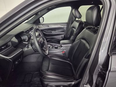 2025 Jeep Grand Cherokee - Photo 12