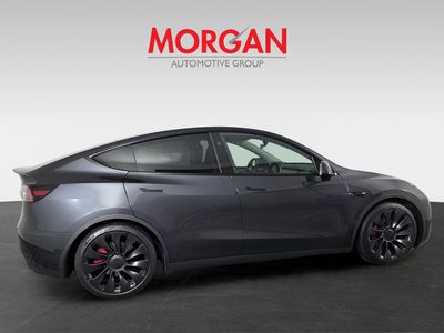 2024 Tesla Model Y - Photo 6