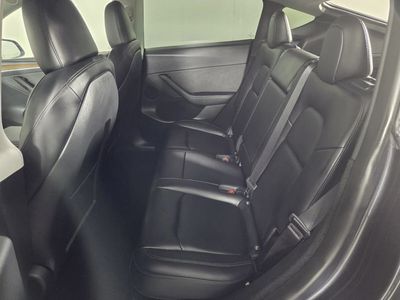 2024 Tesla Model Y - Photo 21