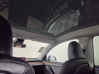 2024 Tesla Model Y - Photo 25