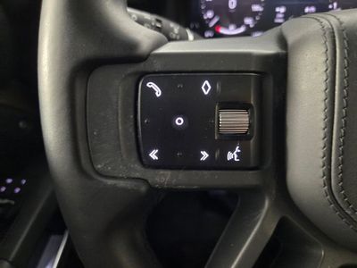 2023 Land Rover Defender 110 - Photo 19