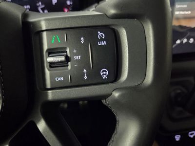 2023 Land Rover Defender 110 - Photo 18