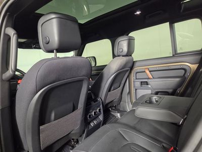 2023 Land Rover Defender 110 - Photo 25