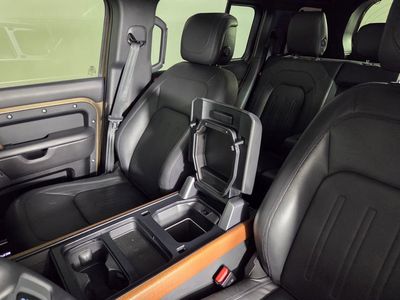 2023 Land Rover Defender 110 - Photo 21