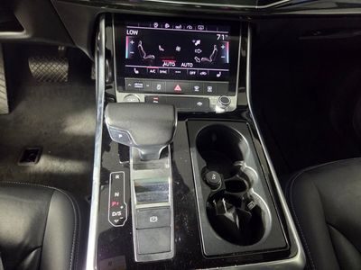 2019 Audi Q8 - Photo 15