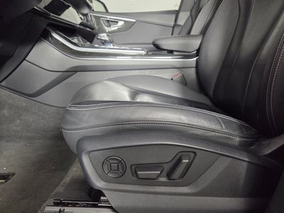 2019 Audi Q8 - Photo 13