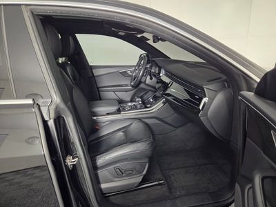 2019 Audi Q8 - Photo 32